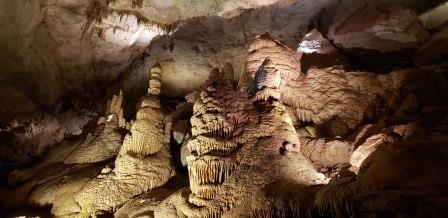 Cumberland Caverns